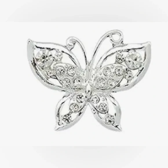 Elegant Silver Butterfly Brooch - Picture 1 of 3